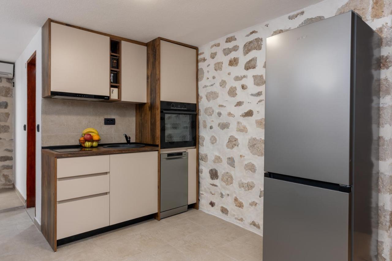 Quince&Sparkle Apartments Old Town קוטור מראה חיצוני תמונה