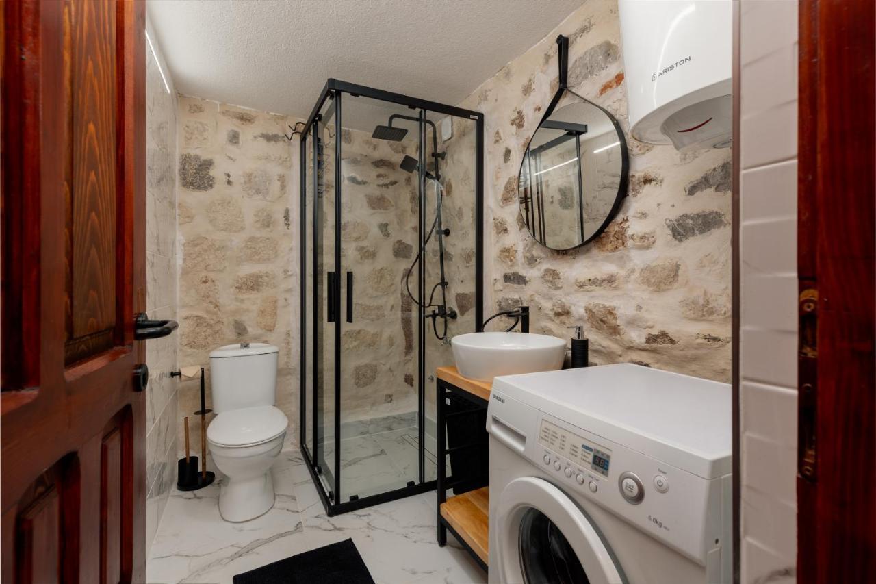Quince&Sparkle Apartments Old Town קוטור מראה חיצוני תמונה